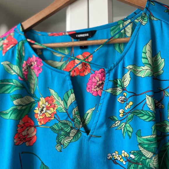 Express - Picture 4 of 11